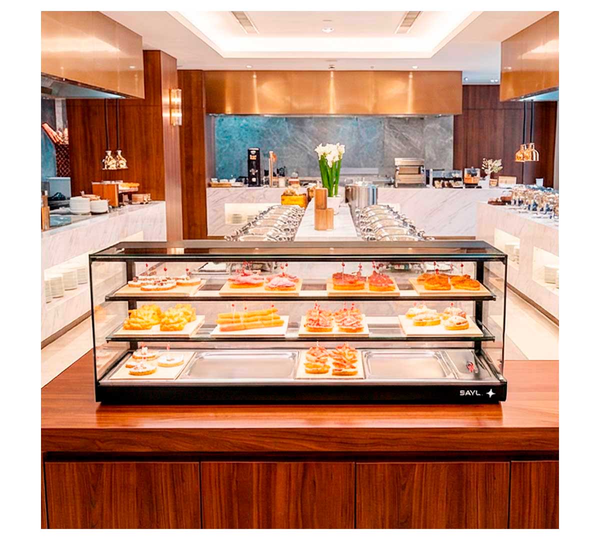 SAYL - VITRINA REFRIGERADA LOGIC TRIPLE CUBA PLANA GRUPO REMOTO