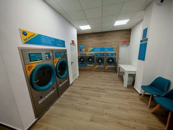 Lavandería “La Burbuja” (Massamagrell)