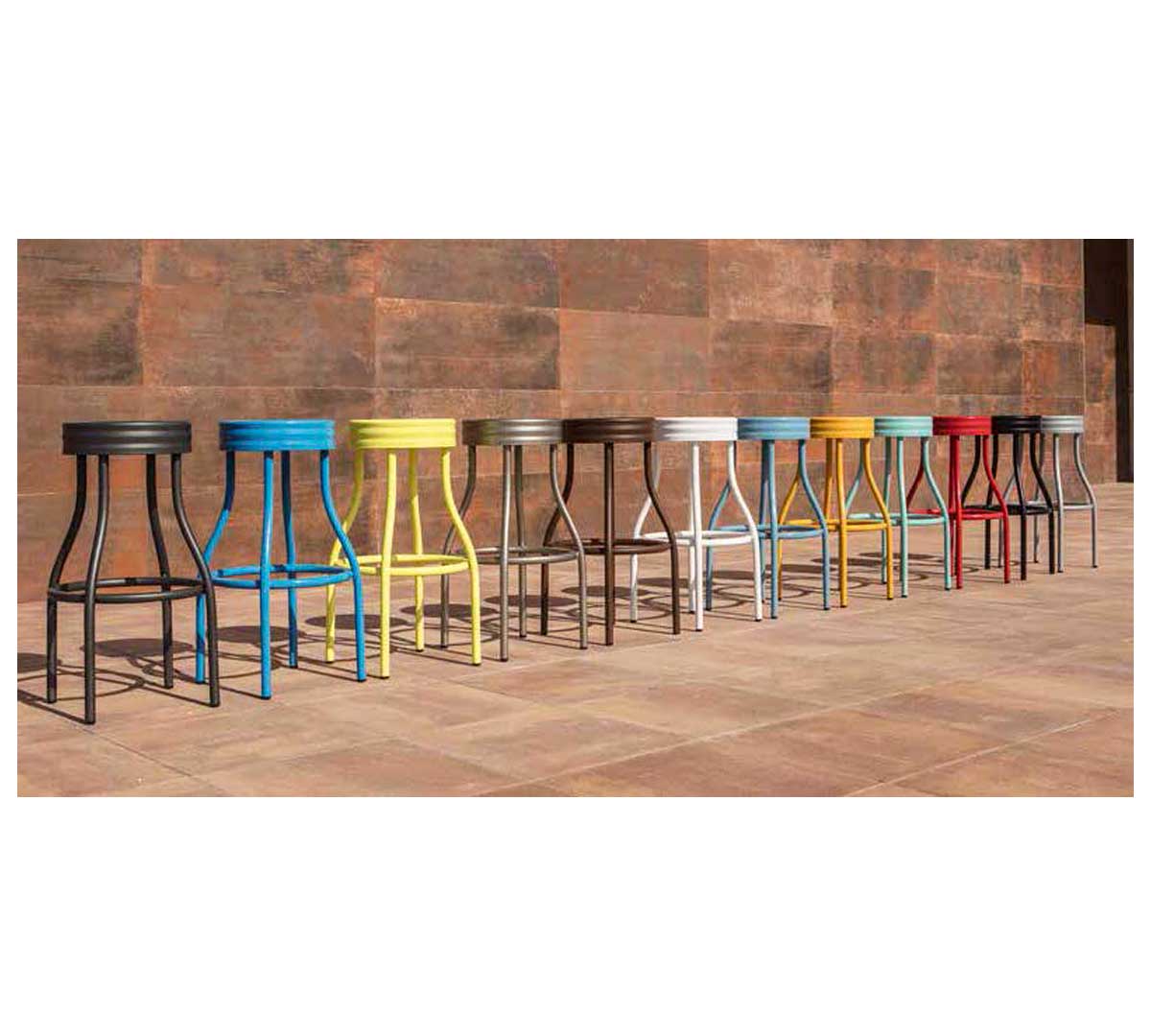 MUEBLES ROMERO - TABURETE 5551